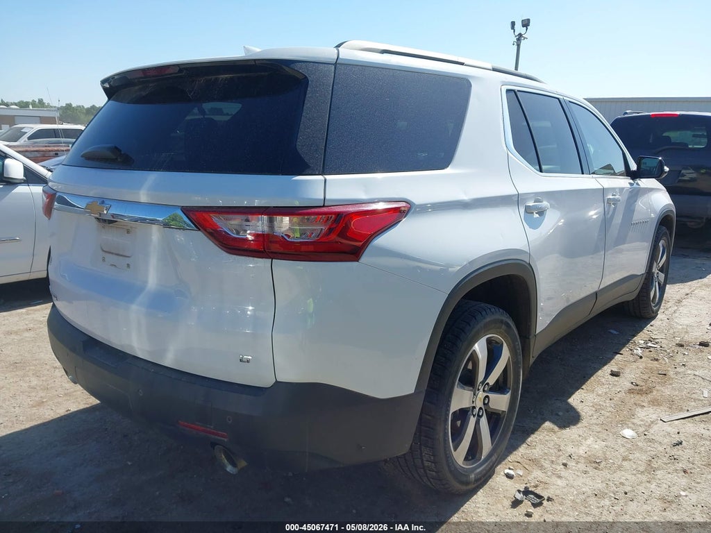 2020 Chevrolet Traverse FWD LT Leather photo 4