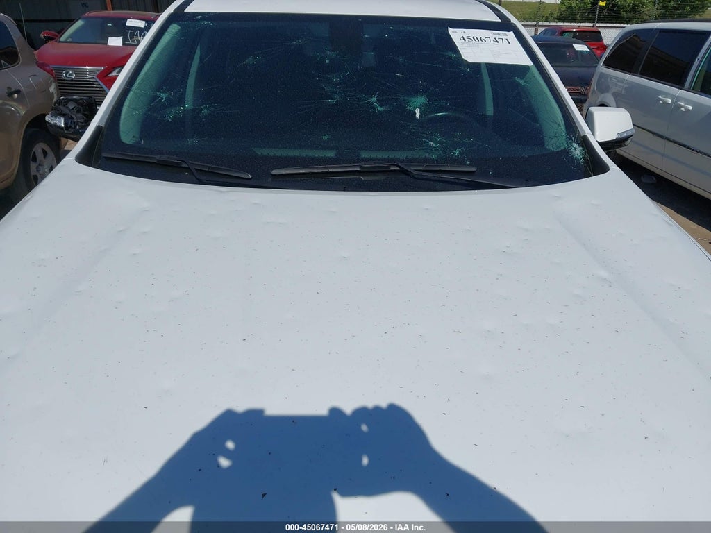 2020 Chevrolet Traverse FWD LT Leather photo 6