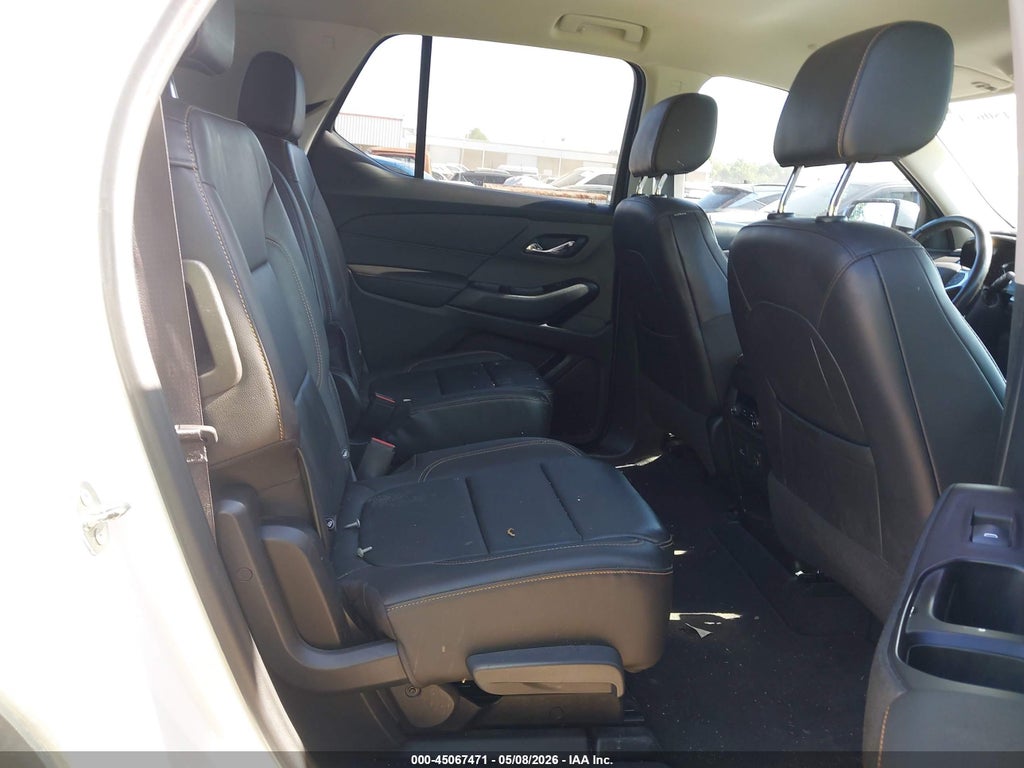 2020 Chevrolet Traverse FWD LT Leather photo 8