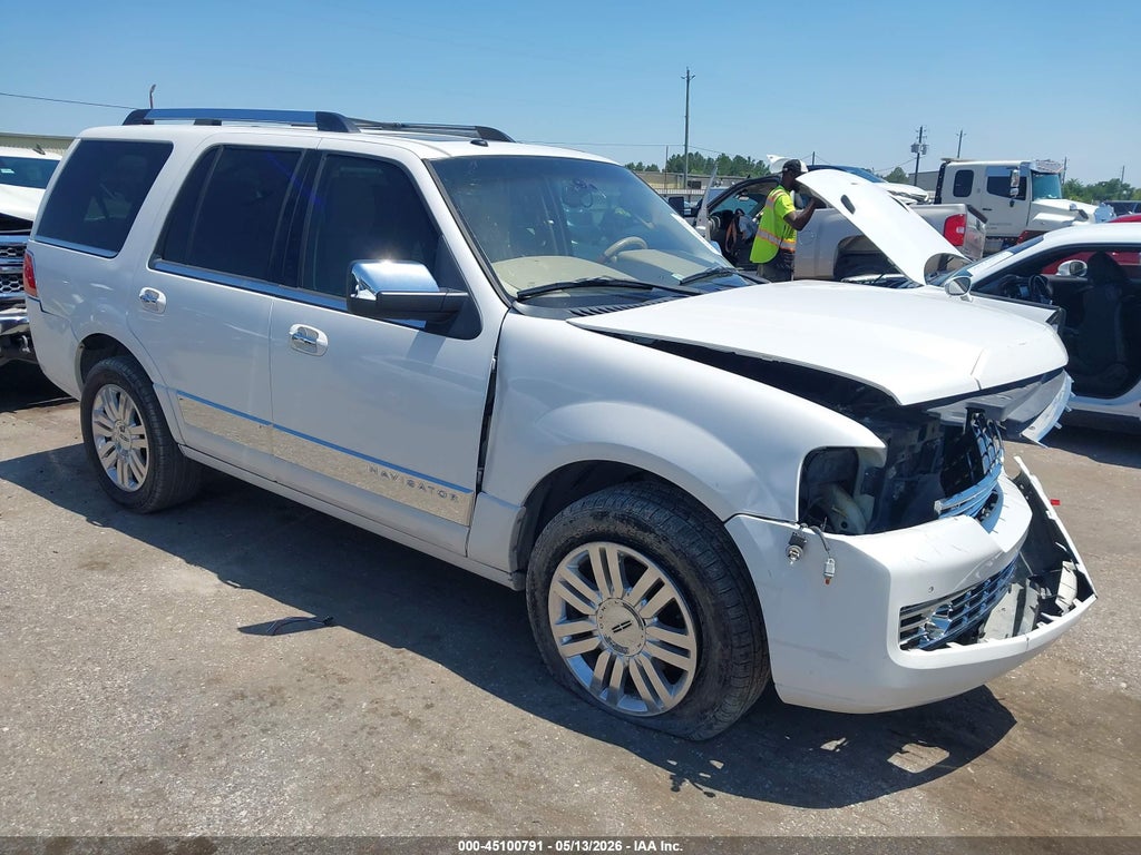 2011 LINCOLN NAVIGATOR