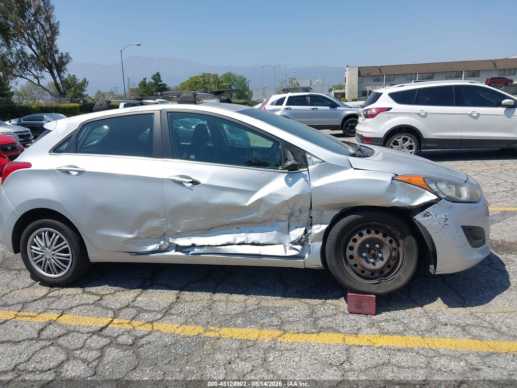 2016 Hyundai Elantra GT photo 6