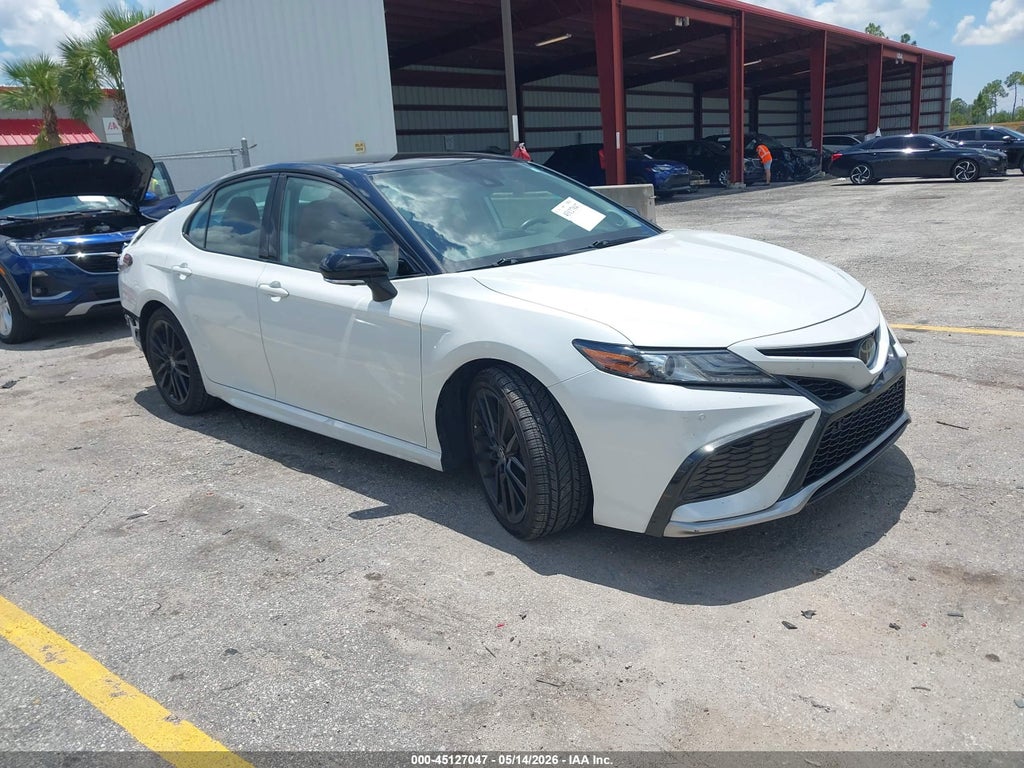 TOYOTA CAMRY 2023