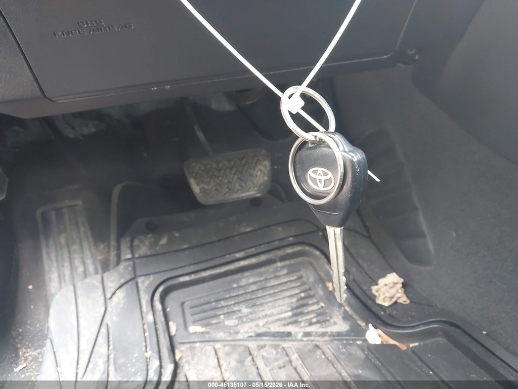 2009 Toyota Camry SE V6 photo 11