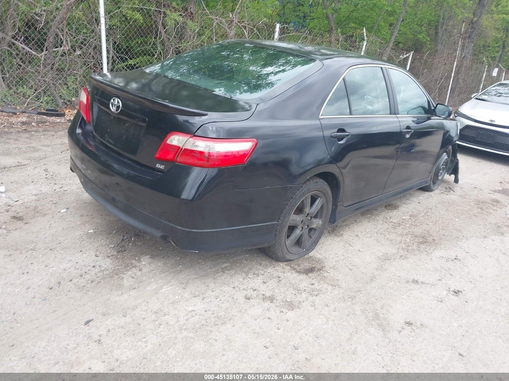 2009 Toyota Camry SE V6 photo 4