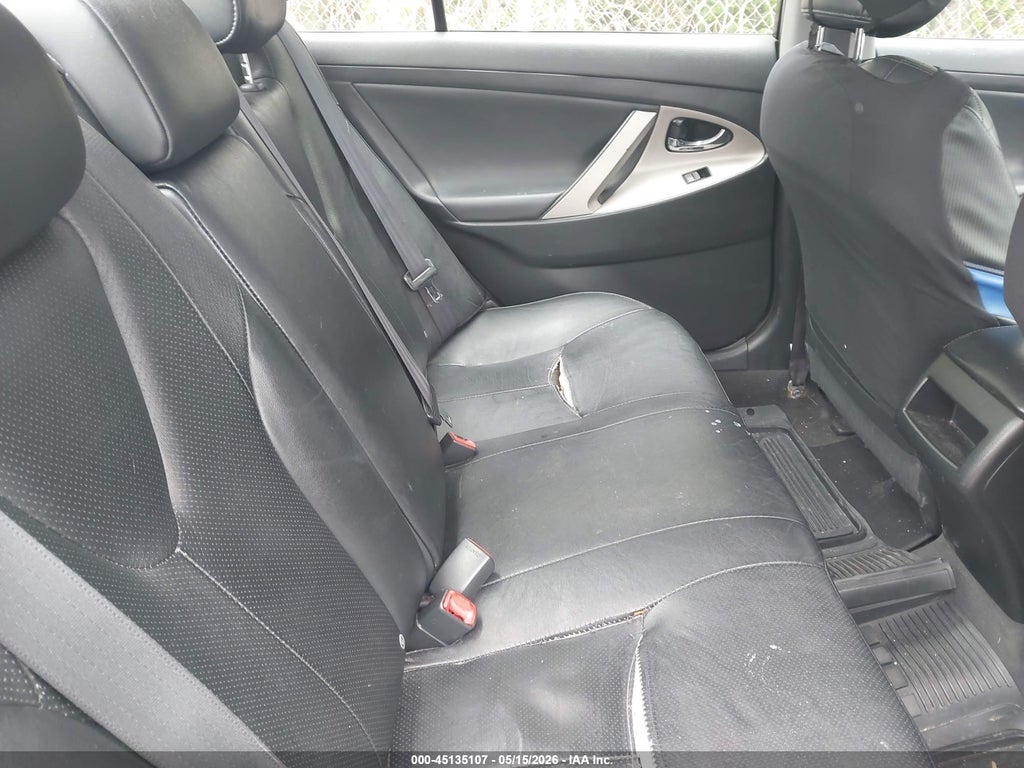 2009 Toyota Camry SE V6 photo 8