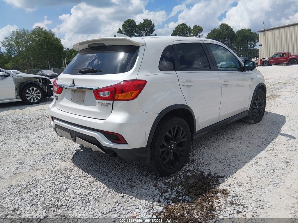 2018 Mitsubishi Outlander Sport 2.0 LE photo 4