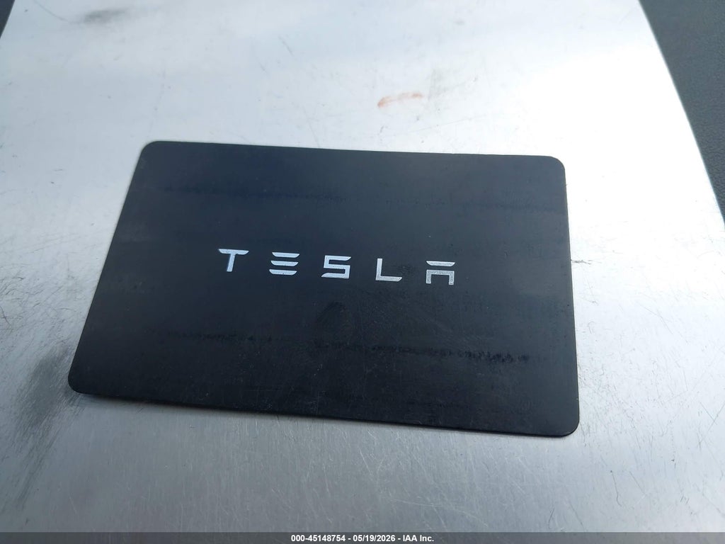 2022 Tesla Model 3 Long Range Dual Motor ALL-Wheel Drive photo 11