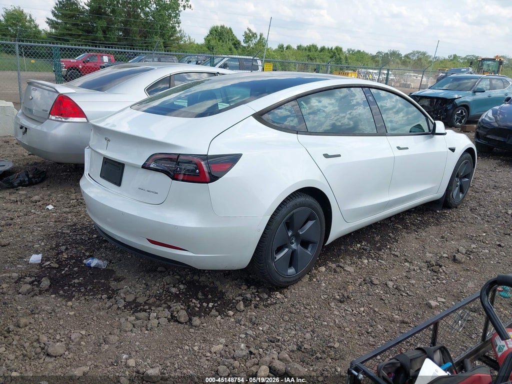 2022 Tesla Model 3 Long Range Dual Motor ALL-Wheel Drive photo 4