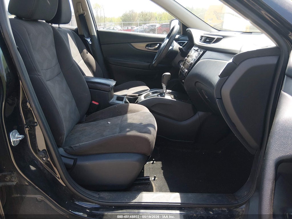 2016 Nissan Rogue S photo 5