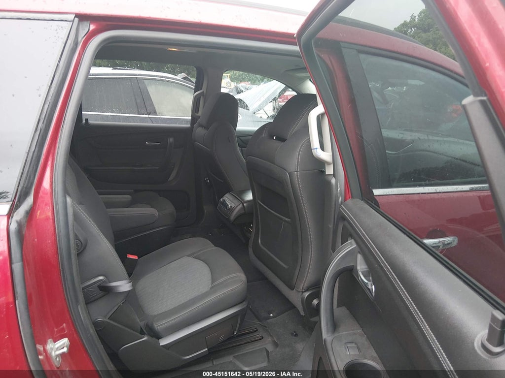 2013 Chevrolet Traverse 1LT photo 8