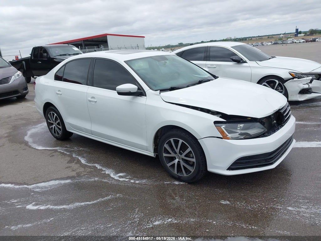 3VWDB7AJ8HM335377 2017 VOLKSWAGEN JETTA photo no. 1