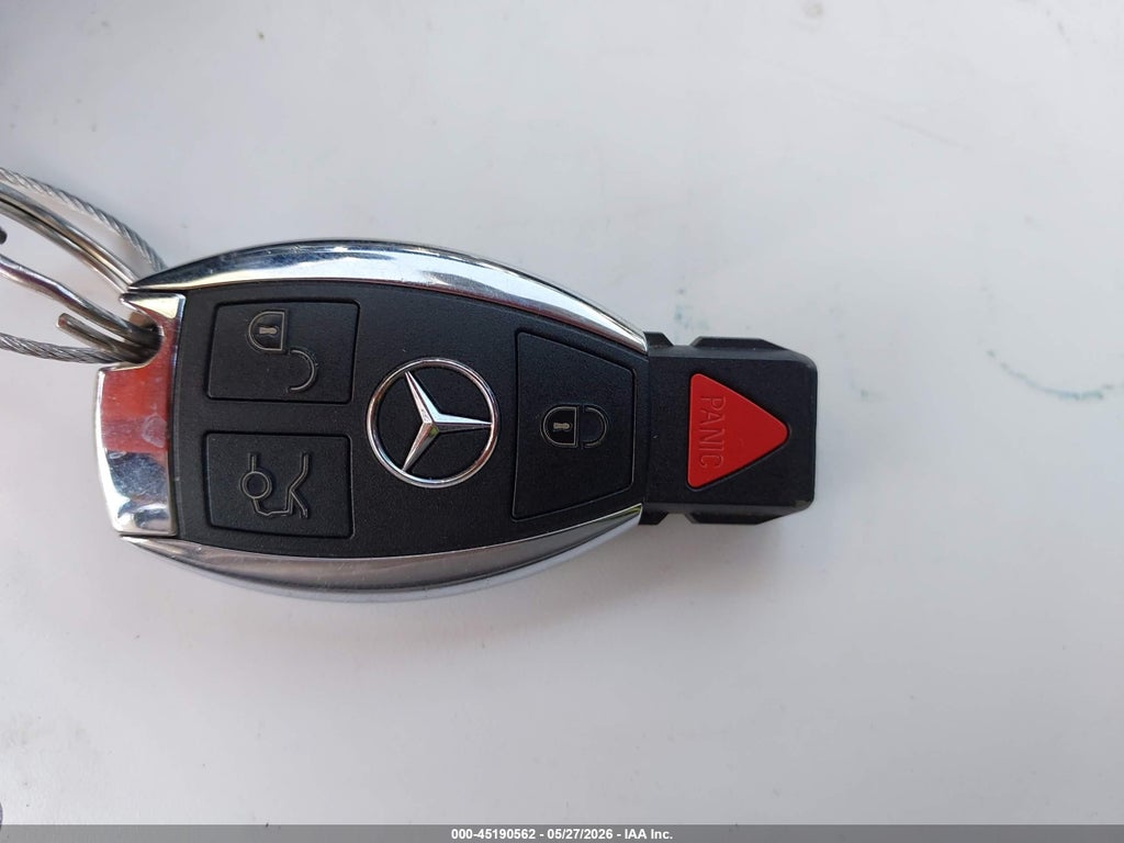 2016 Mercedes-Benz C 300 Luxury 4MATIC photo 11