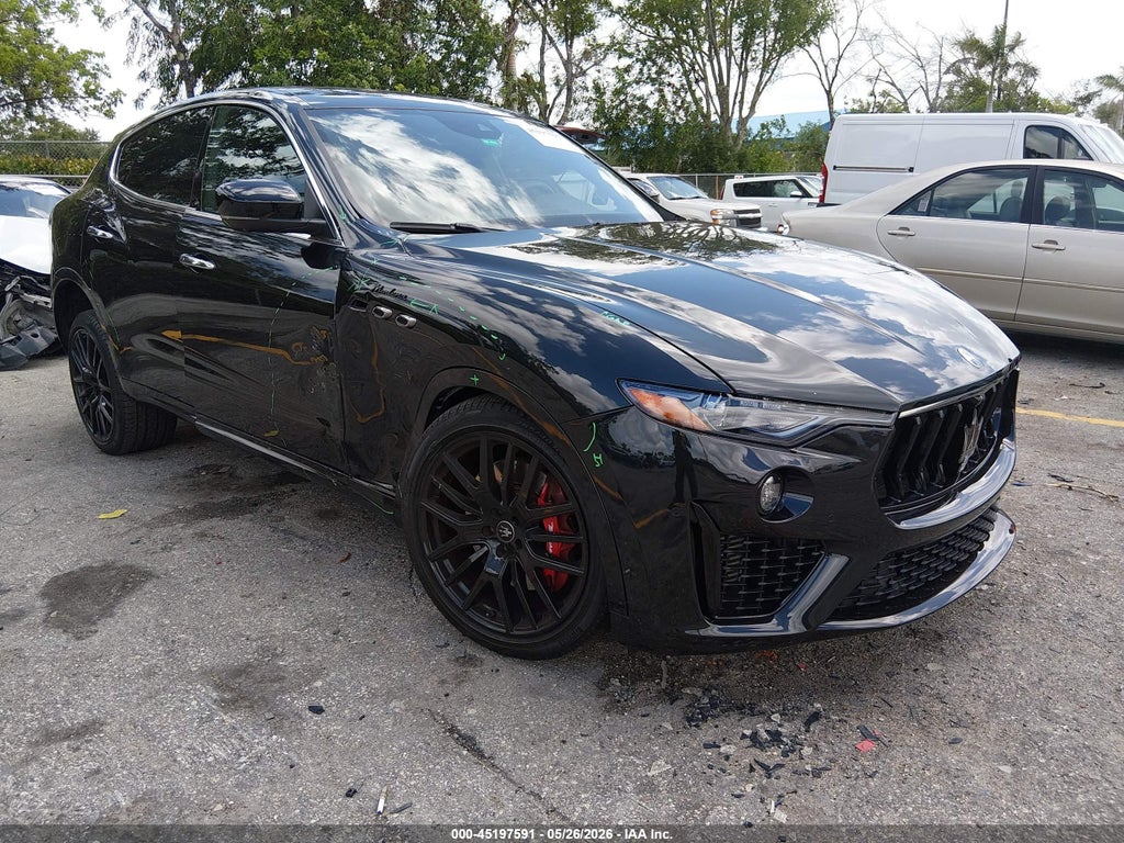 2024 MASERATI LEVANTE
