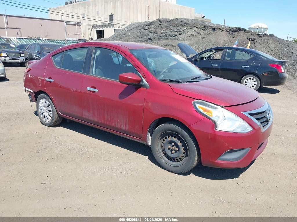 3N1CN7AP1JK405087 2018 NISSAN VERSA photo no. 1