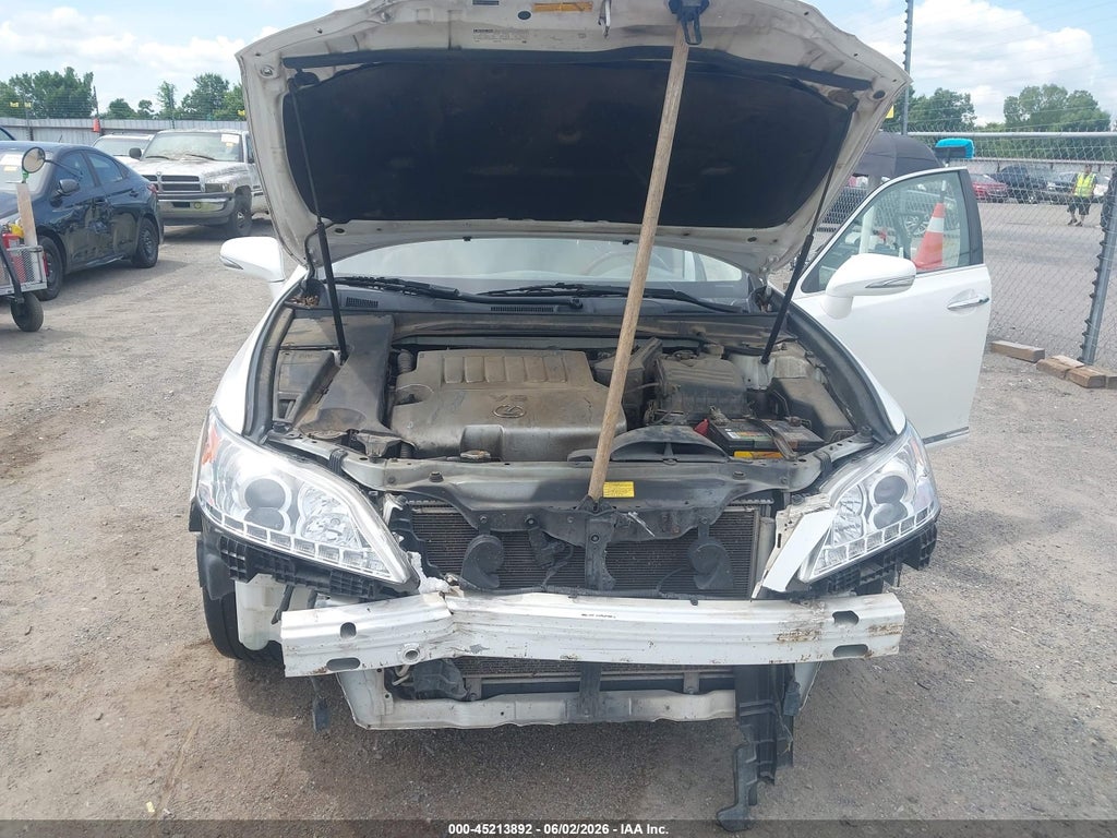 2010 Lexus ES 350 photo 10