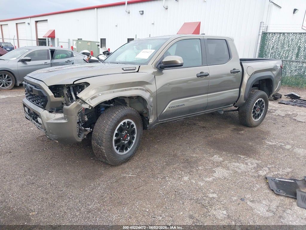 2025 Toyota Tacoma Hybrid TRD OFF Road photo 2