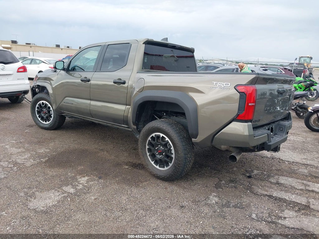 2025 Toyota Tacoma Hybrid TRD OFF Road photo 3