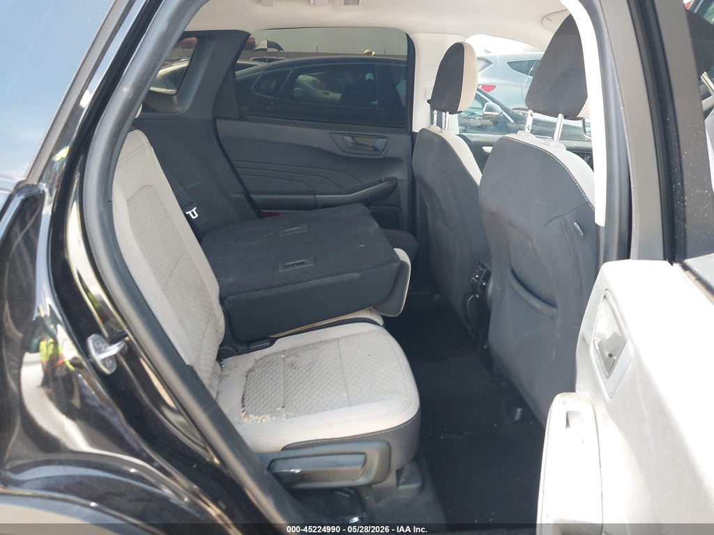 2022 Ford Escape SE photo 8