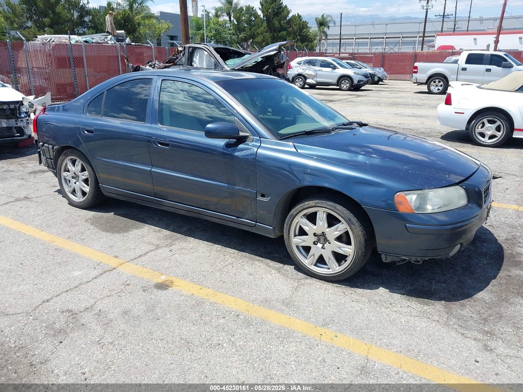 2005 VOLVO S60