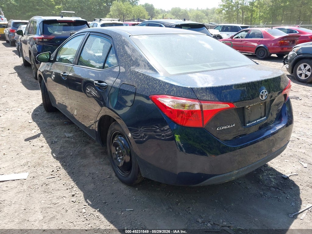 2018 Toyota Corolla LE photo 3