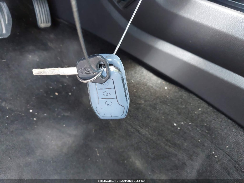 2015 Ford Fusion Hybrid SE photo 11