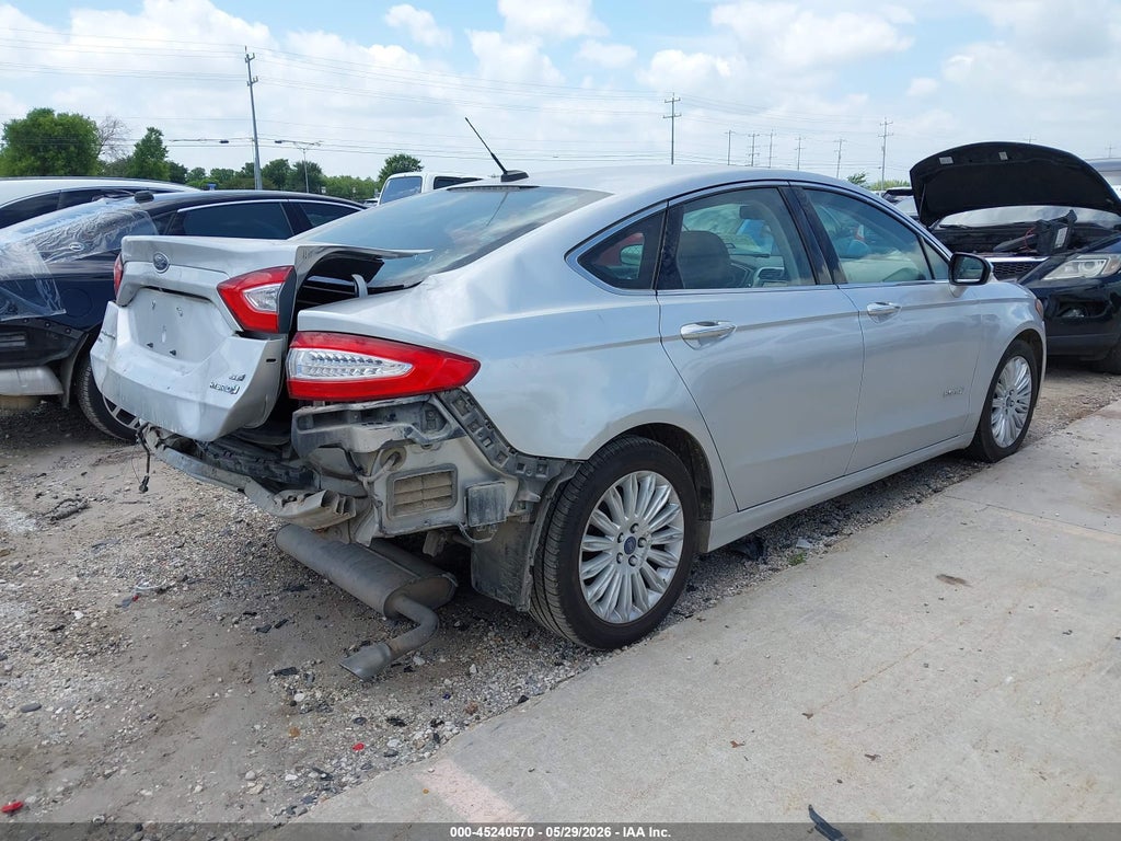 2015 Ford Fusion Hybrid SE photo 4