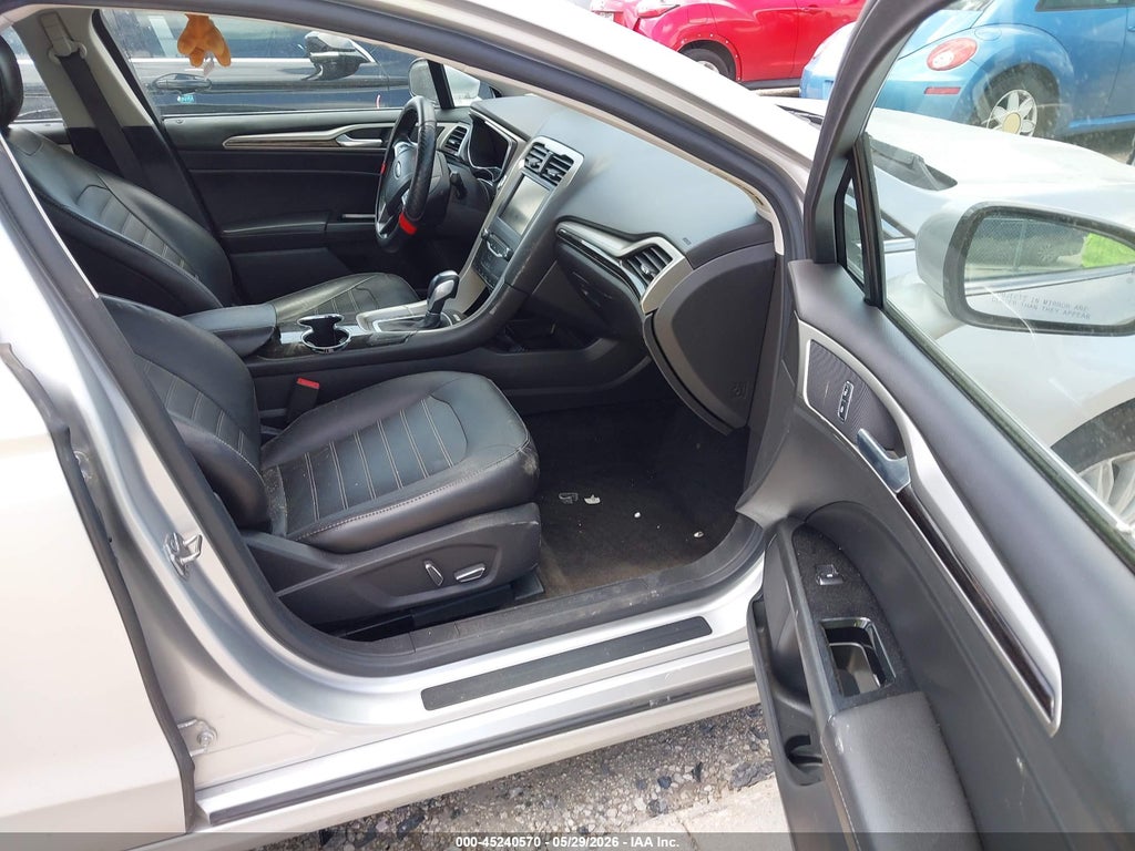 2015 Ford Fusion Hybrid SE photo 5