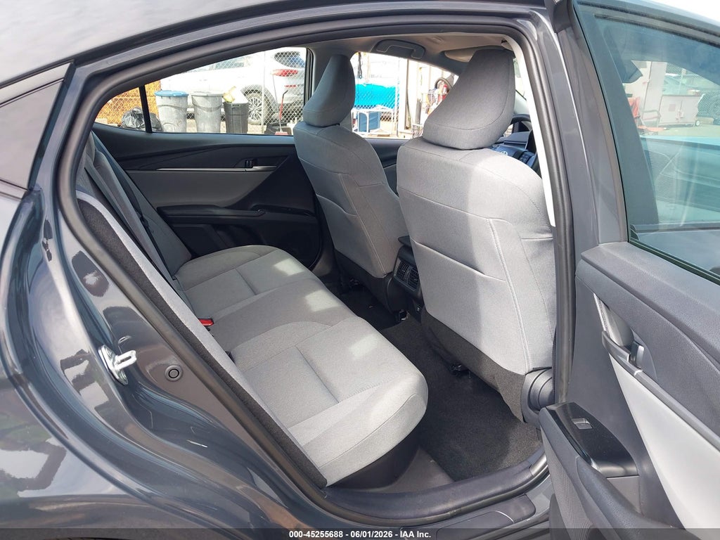 2025 Toyota Camry LE photo 8
