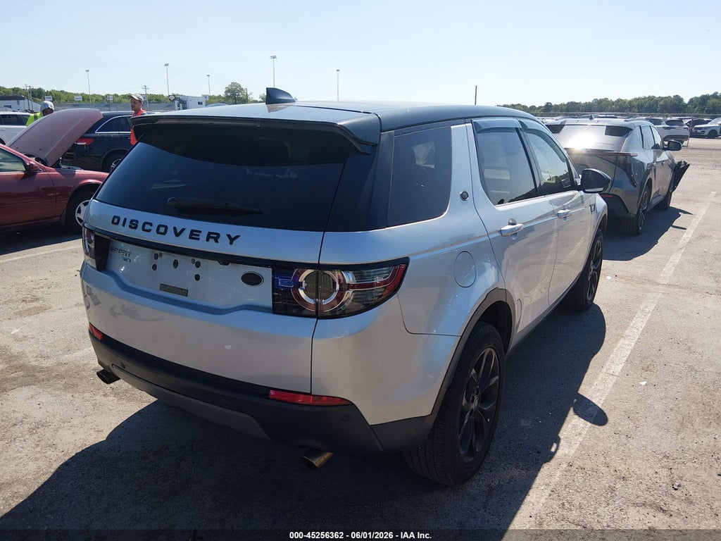 2017 Land Rover Discovery Sport HSE photo 4