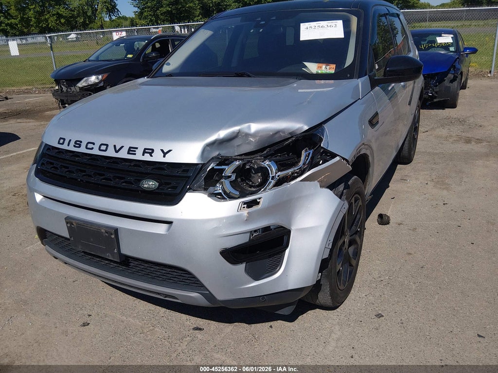 2017 Land Rover Discovery Sport HSE photo 6