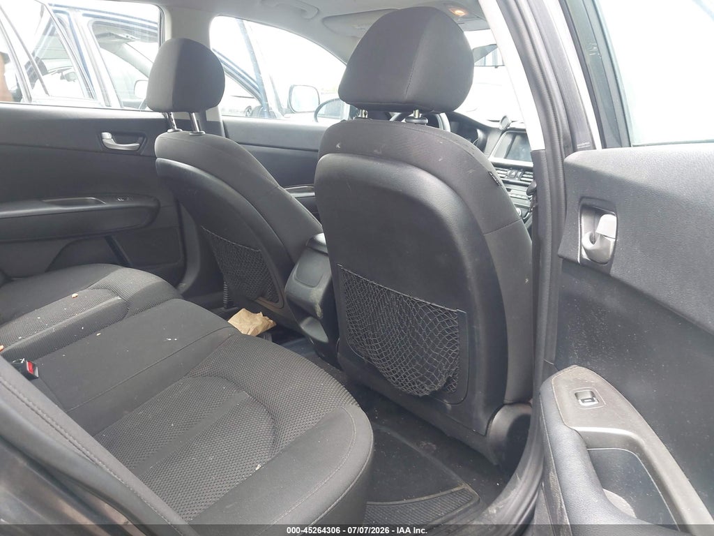 2019 Kia Optima LX photo 8