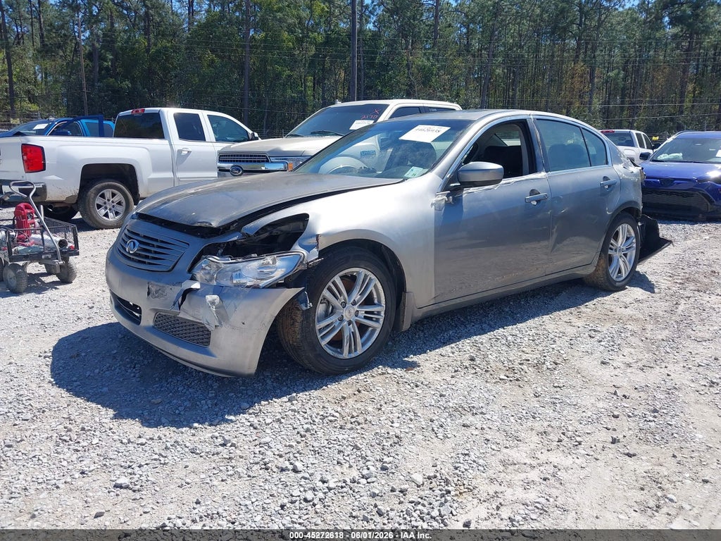 2013 Infiniti G37 Journey photo 2