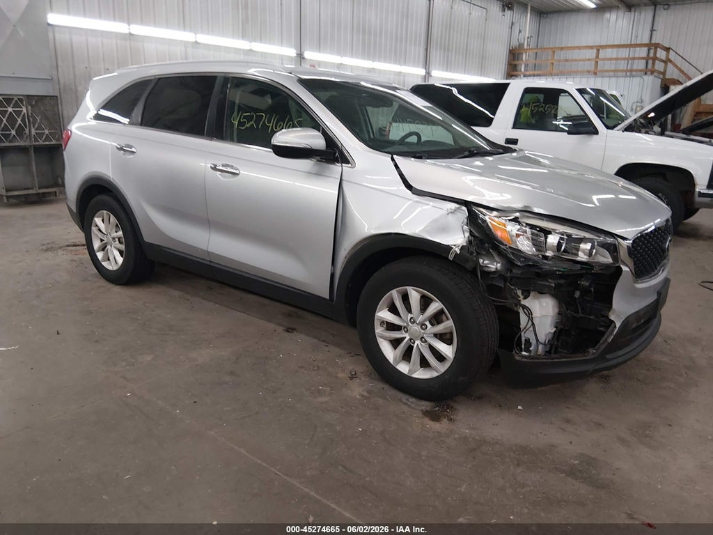 2016 Kia Sorento 2.4L LX photo 1