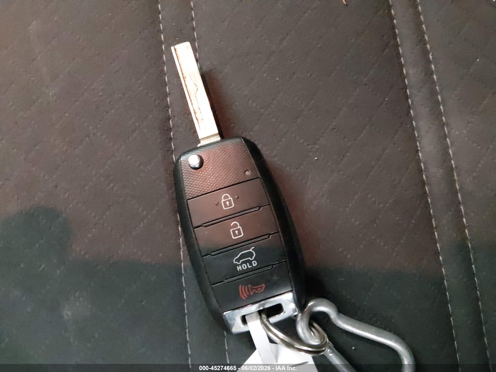 2016 Kia Sorento 2.4L LX photo 11