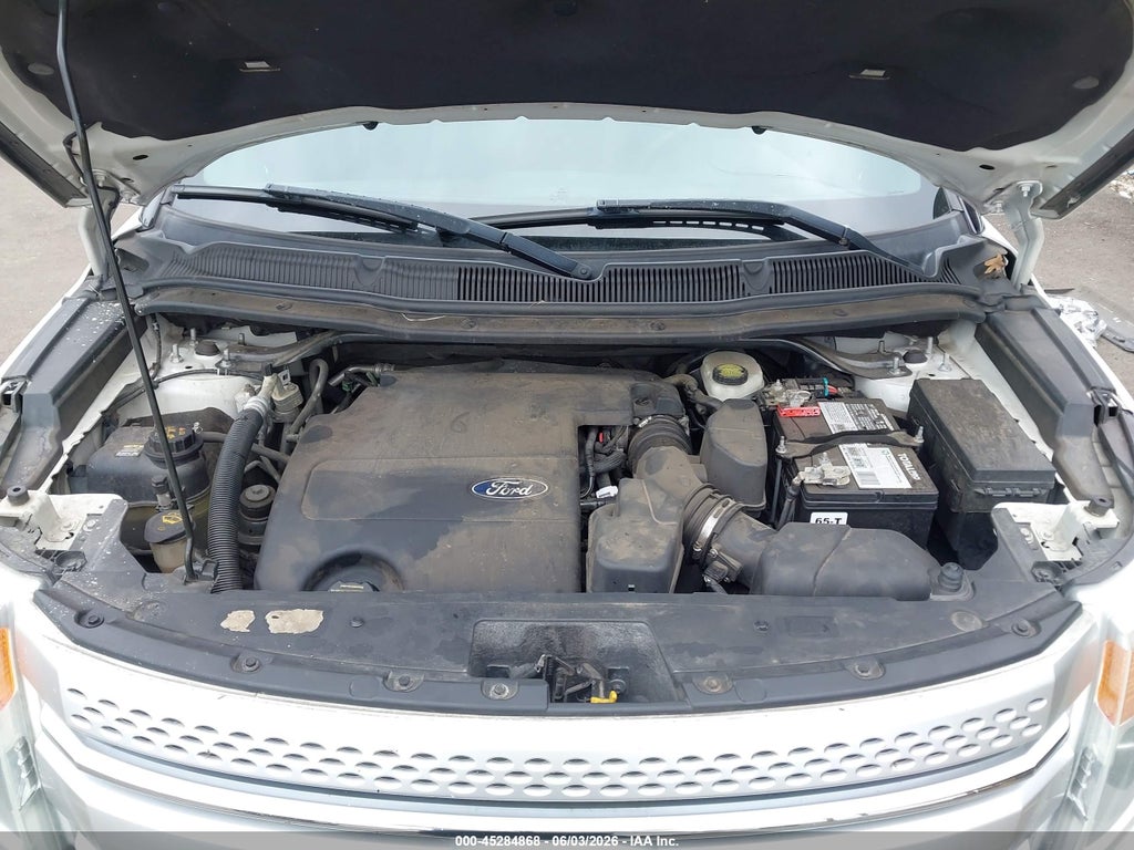 2011 Ford Explorer XLT photo 10