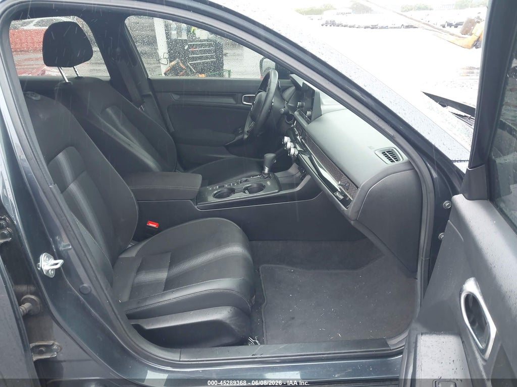 2025 Honda Civic Sedan Sport photo 5
