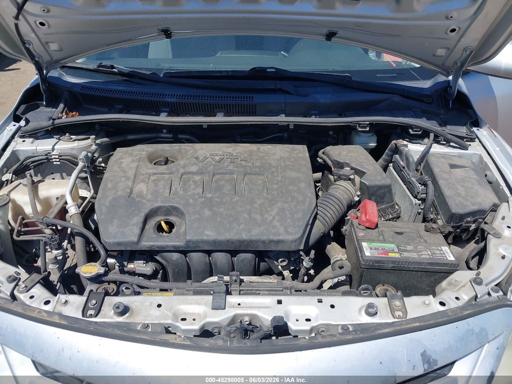 2011 Toyota Corolla LE photo 10