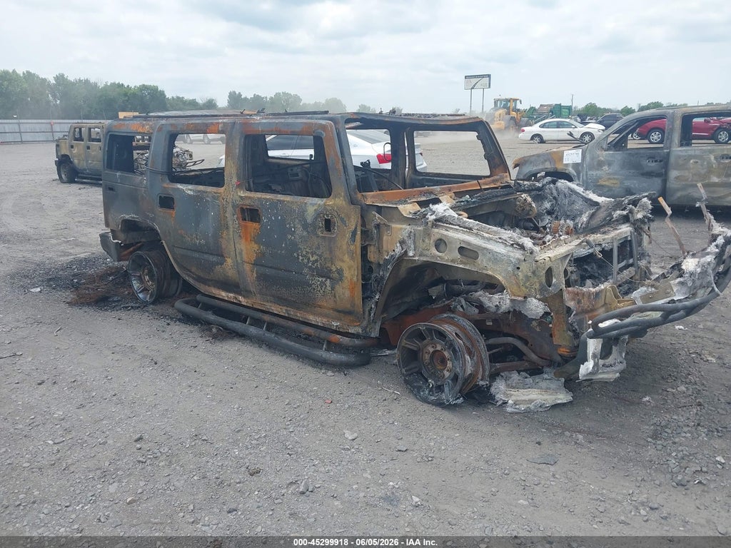 2004 HUMMER H2