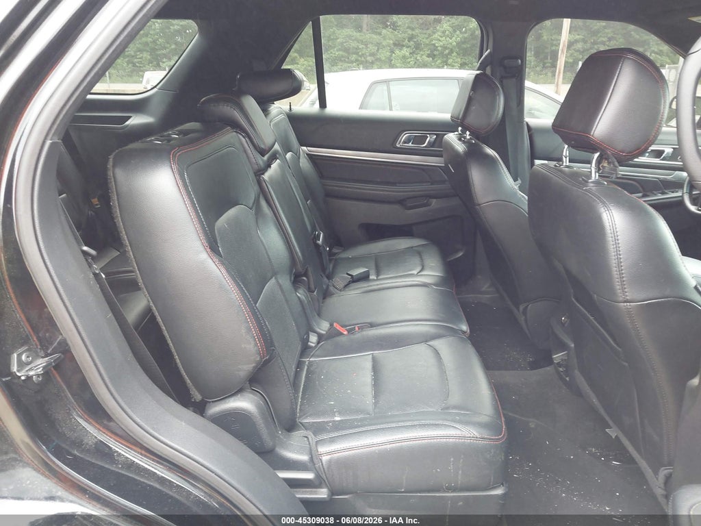2017 Ford Explorer Sport photo 8