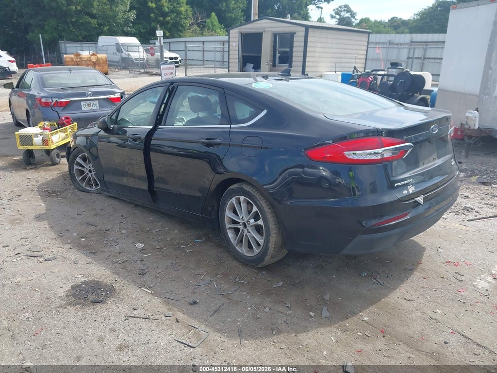 2020 Ford Fusion SE photo 3