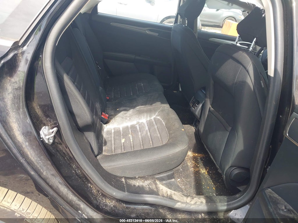 2020 Ford Fusion SE photo 8