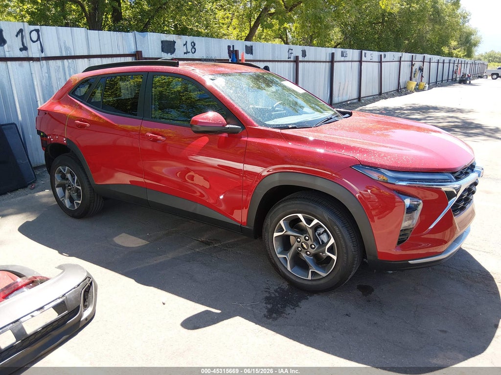 2026 Chevrolet Trax FWD LT photo 1