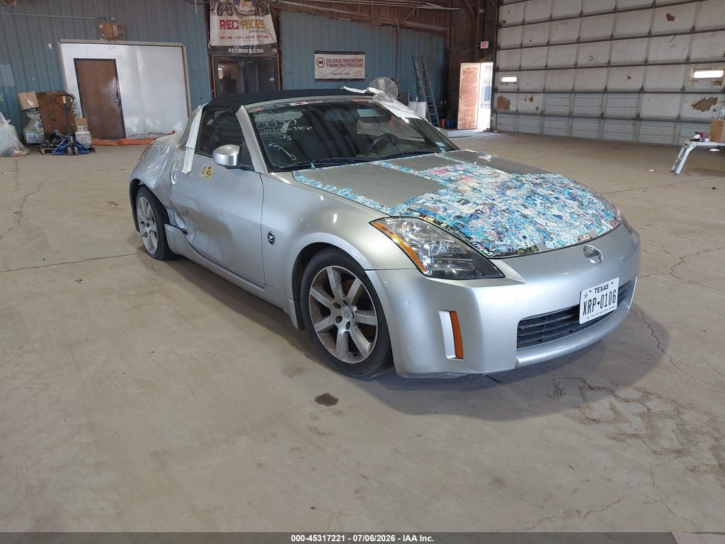 JN1AZ36D04M200030 2004 NISSAN 350Z photo no. 1
