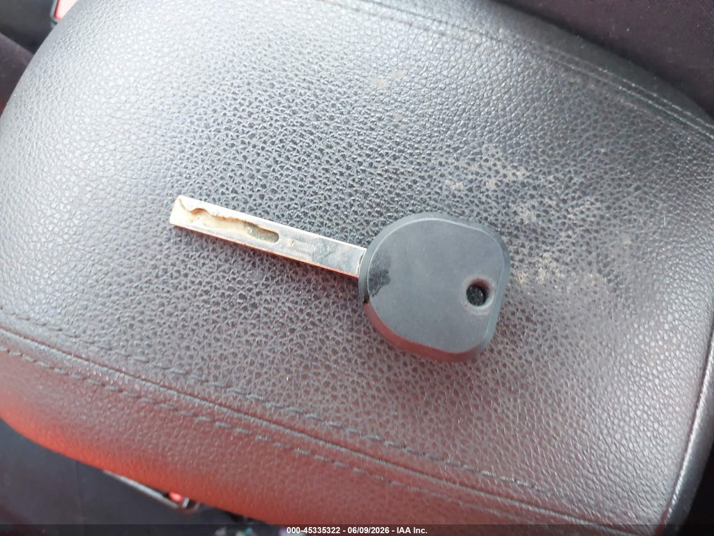 2013 Chevrolet Cruze LS Auto photo 11