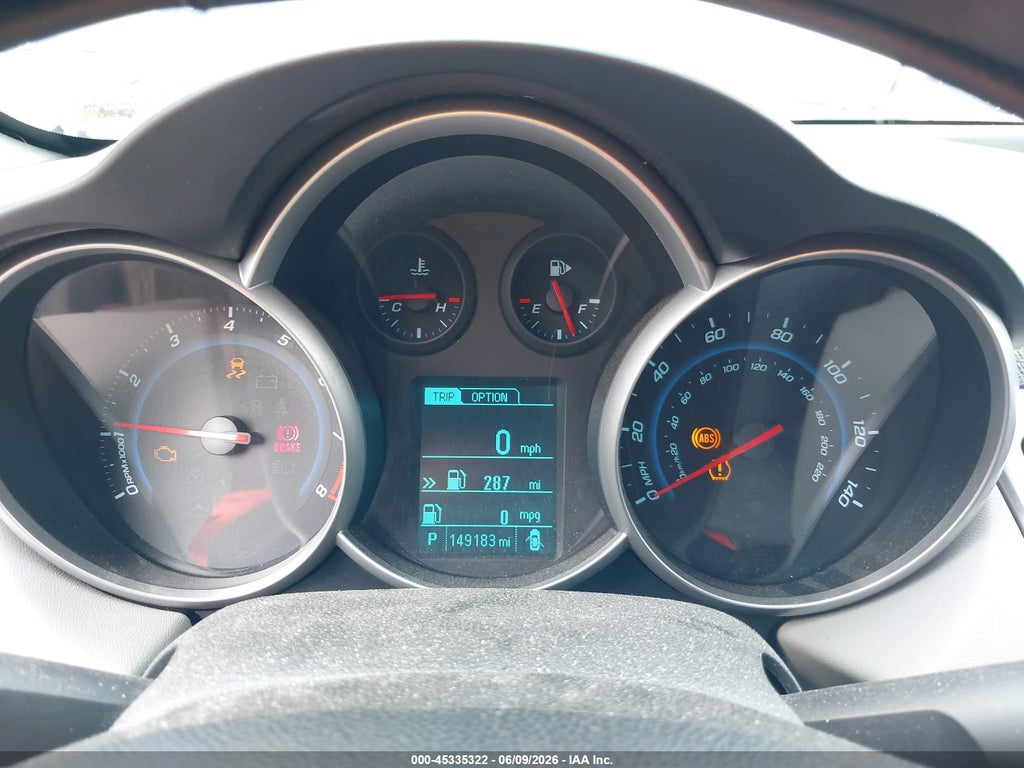 2013 Chevrolet Cruze LS Auto photo 7