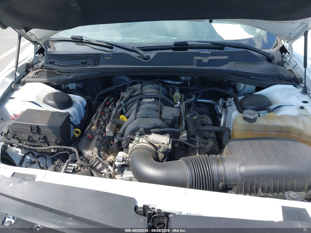 2019 Dodge Challenger R/T photo 10