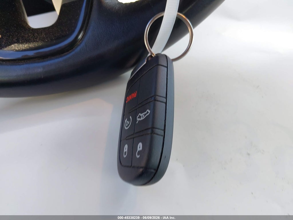 2019 Dodge Challenger R/T photo 11