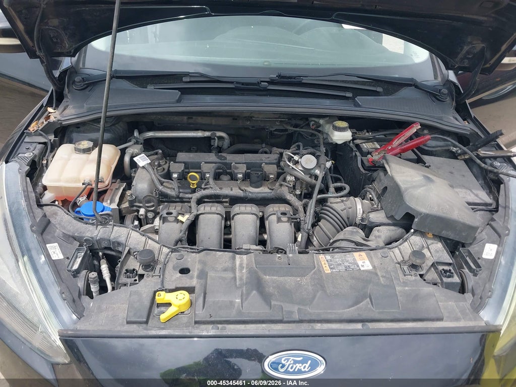 2017 Ford Focus SEL photo 10