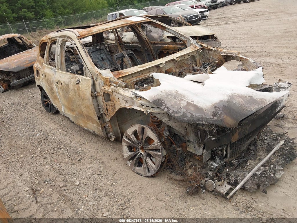 2024 VOLVO XC60