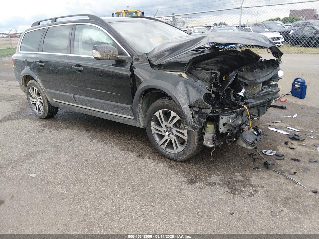 2015 VOLVO XC70